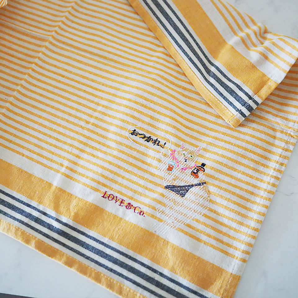 そっくりの 刺繍キッチンクロス おつかれ!
