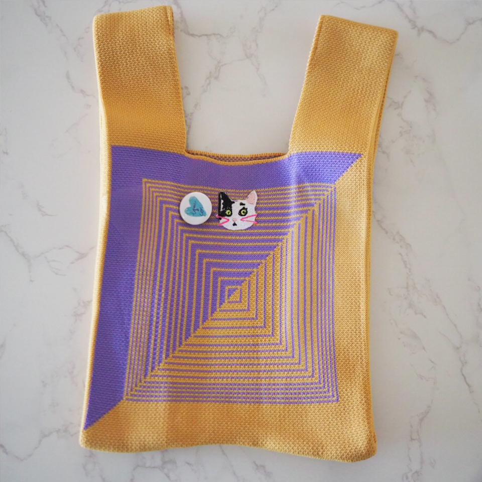 (4/13 20:00より販売)まゆゆの刺繍ニットバッグ with ドリップコーヒー