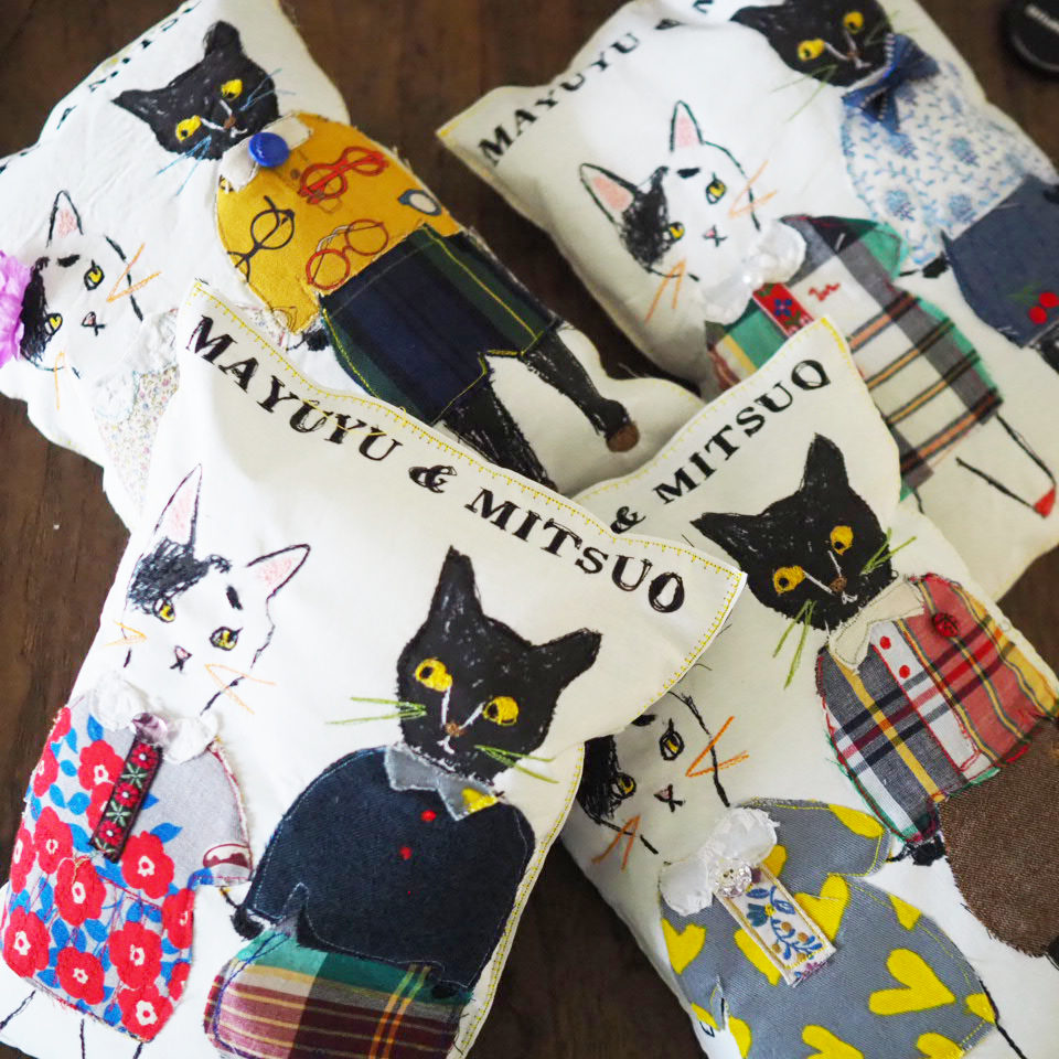 <祝卒業>みつお&まゆゆ 仲良し刺繍クッション
