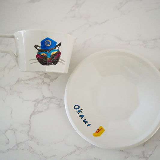 ずんぐりレスラーのハンドペイントカップ&ソーサー