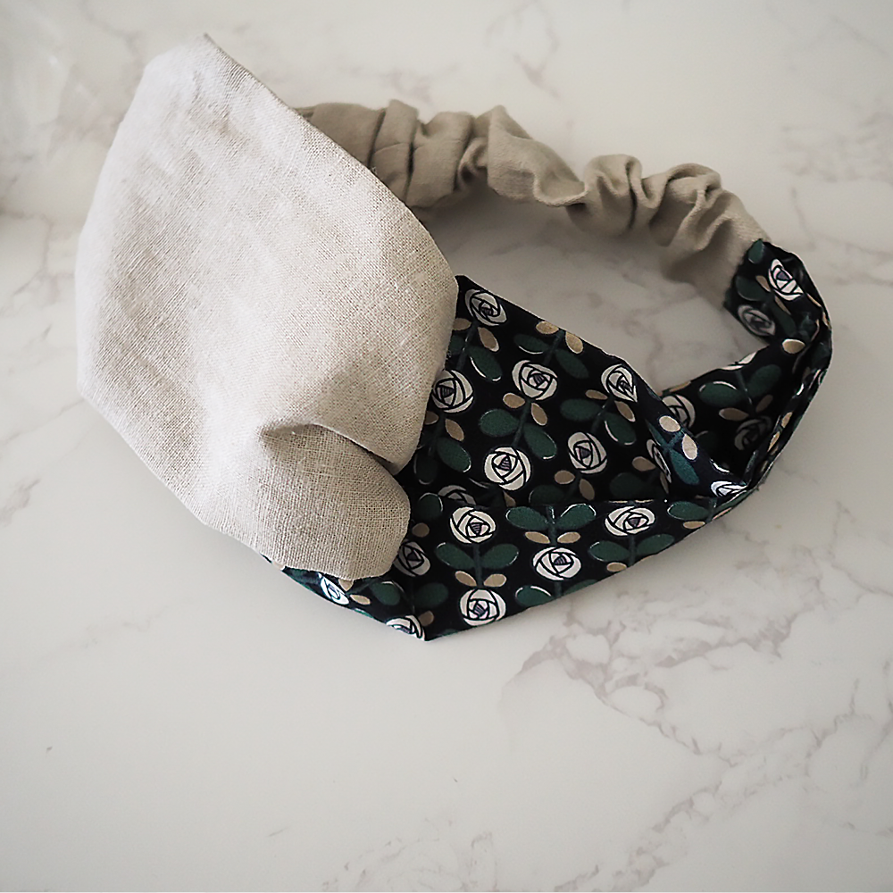 ケイコヤマシタのヘアバンド ラブコCATの台紙付き