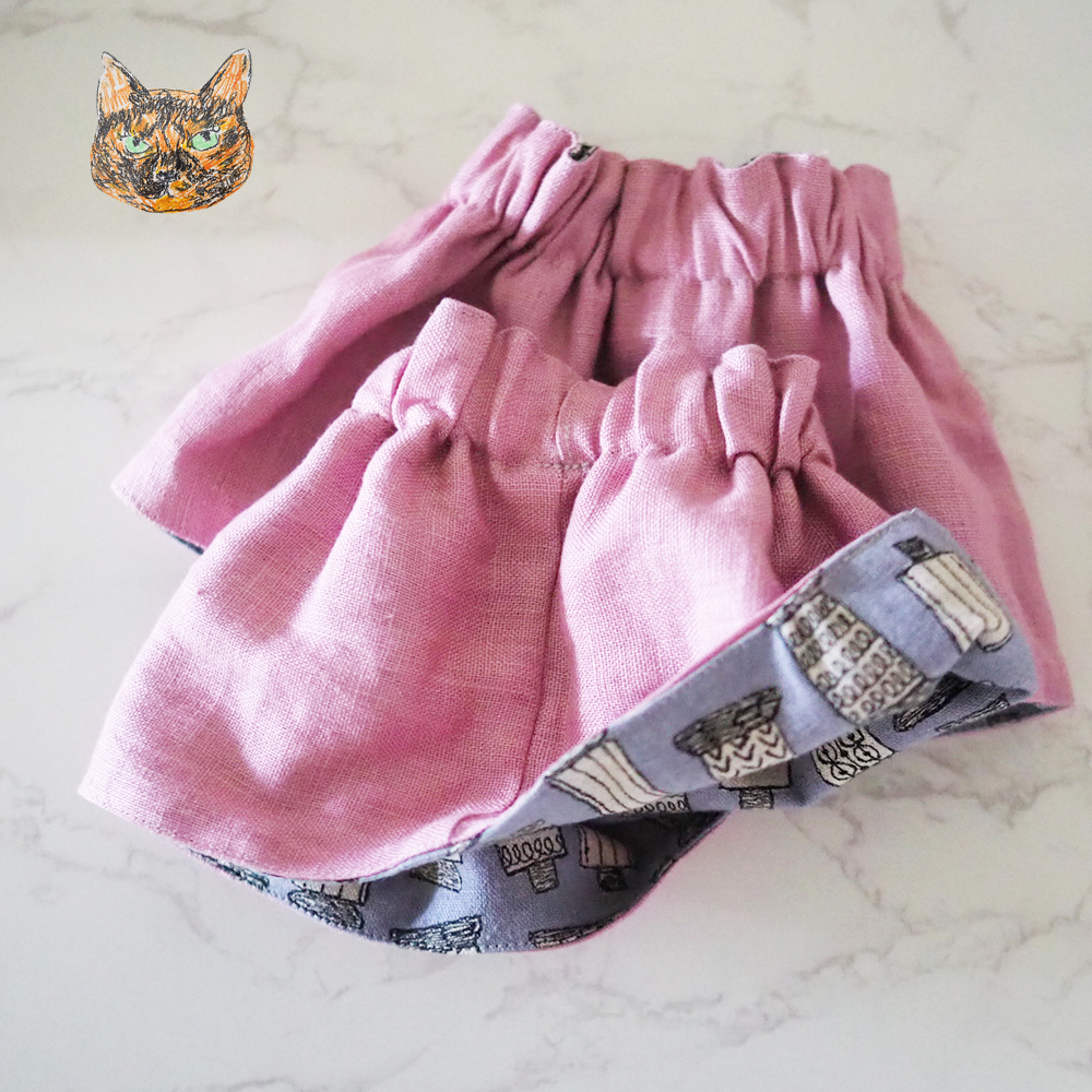 ケイコヤマシタのアームシュシュ ラブコCATミニ缶バッジつき