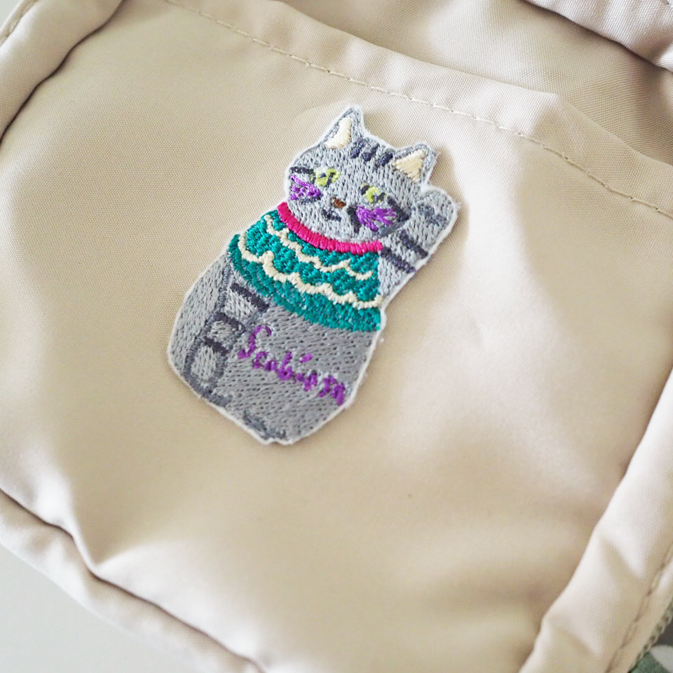 スカビオサママンの刺繍のマルチクッションポーチ – LOVE&Co