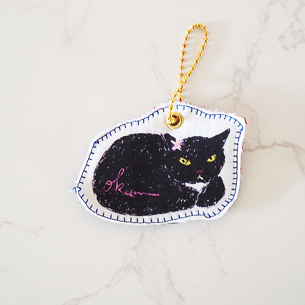 おかみちゃんのおすわりギフトBOX（マスコット付き）