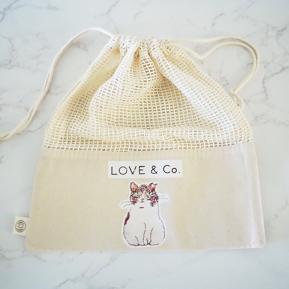 オーガニックコットンのラブコCATS 刺繍プリント巾着