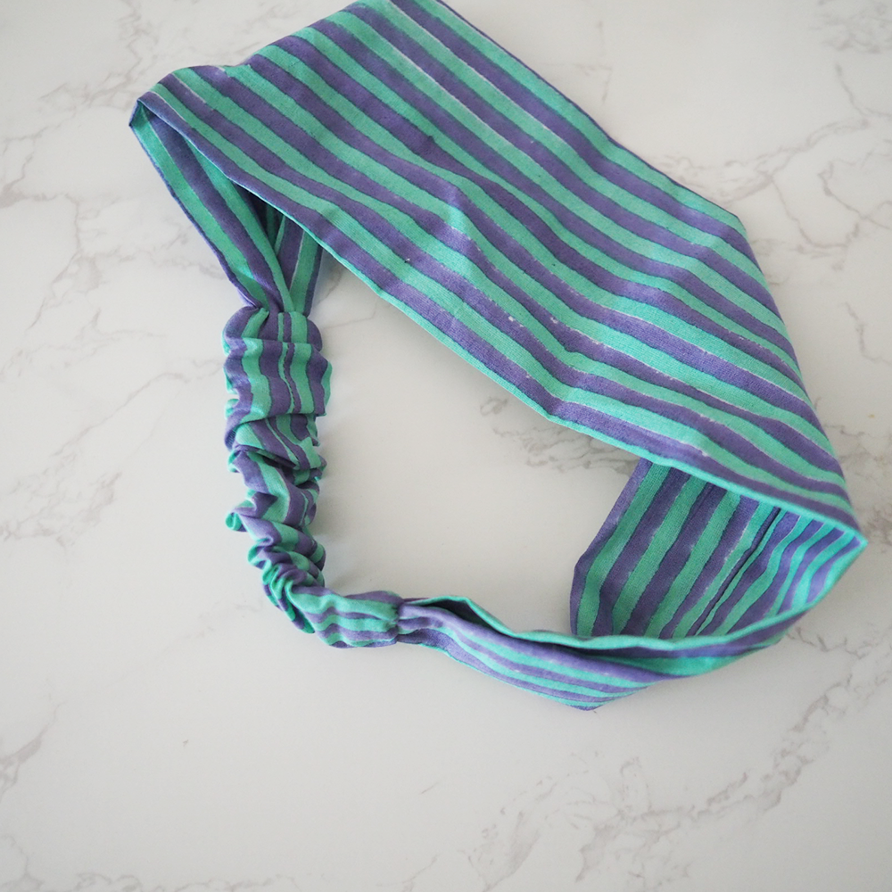 ケイコヤマシタのヘアバンド ラブコCATの台紙付き