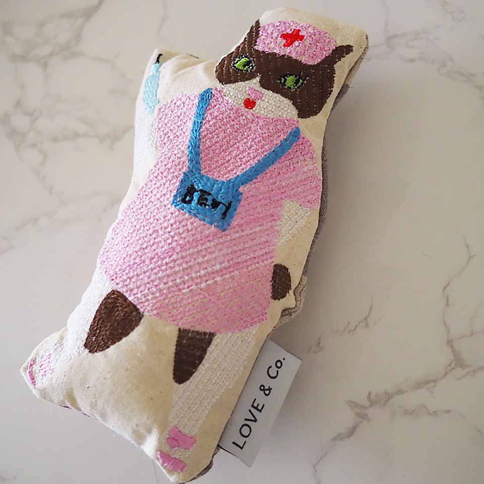 刺繍のラブコCATS ドール   LARGE