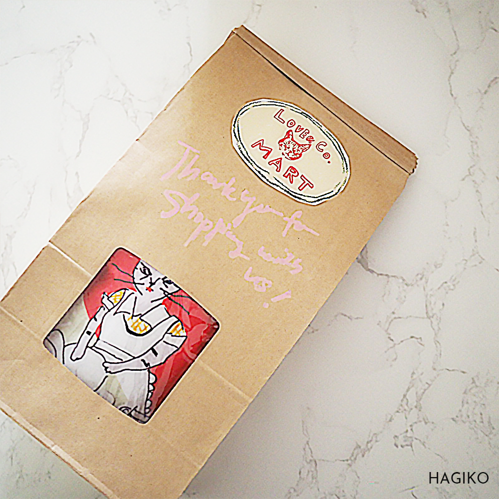 ラブコMART 　ラブコCATSのカレンダークッション (次回使えるお得なクーポン付き）