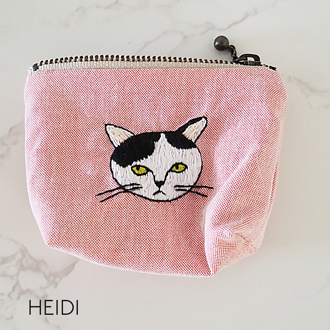 【トビアス応援】わほちゃん裁縫店の刺繍ポーチ