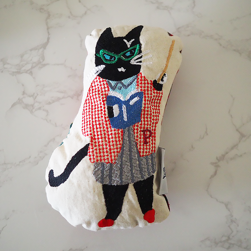刺繍のラブコCATS ドール   LARGE