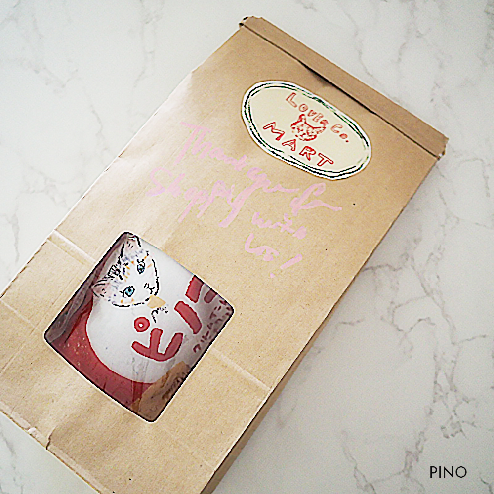 ラブコMART 　ラブコCATSのカレンダークッション (次回使えるお得なクーポン付き）